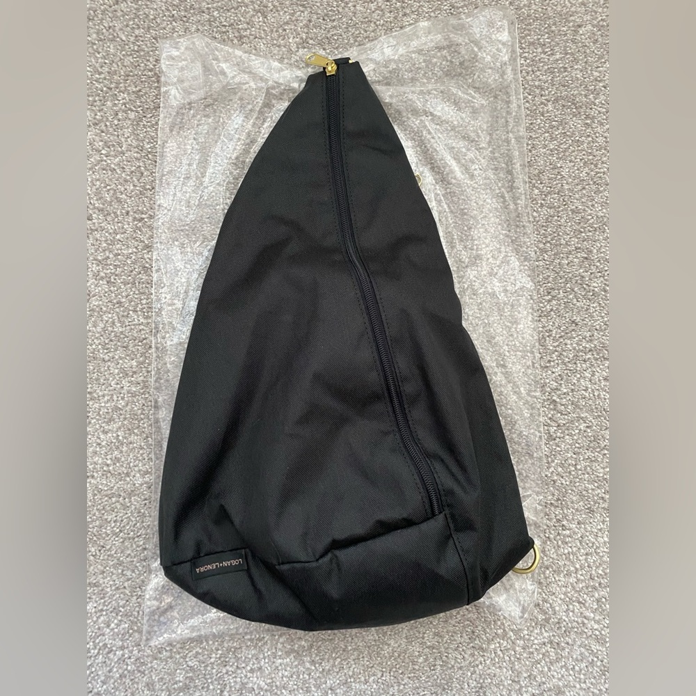 *BRAND NEW* all black Logan and Lenora sling bag with adjustable strap